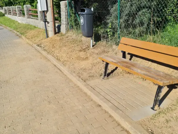 Ruční výkop pod dlažbu a chodník — fotka 9
